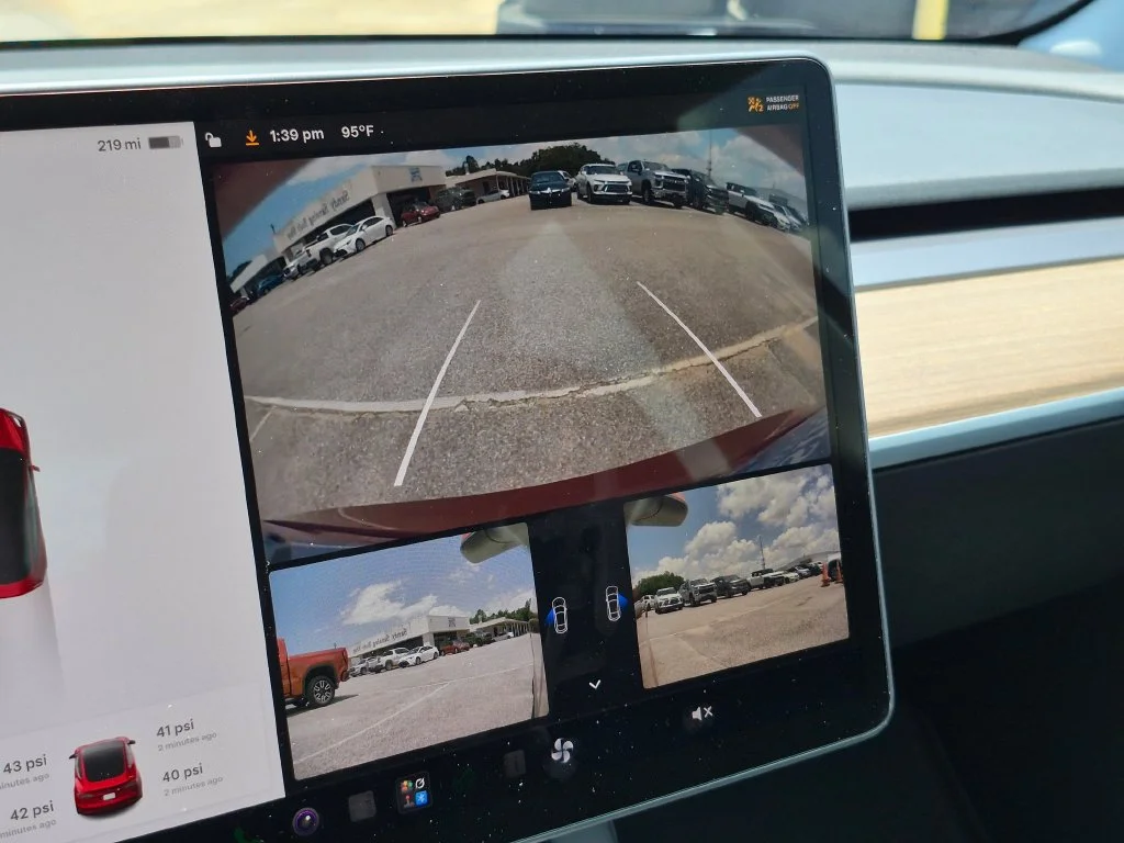 Used 2022 Red Tesla Long Range image 20