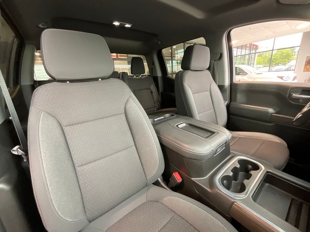 Used 2022 Silver Chevrolet LT Trail Boss image 19