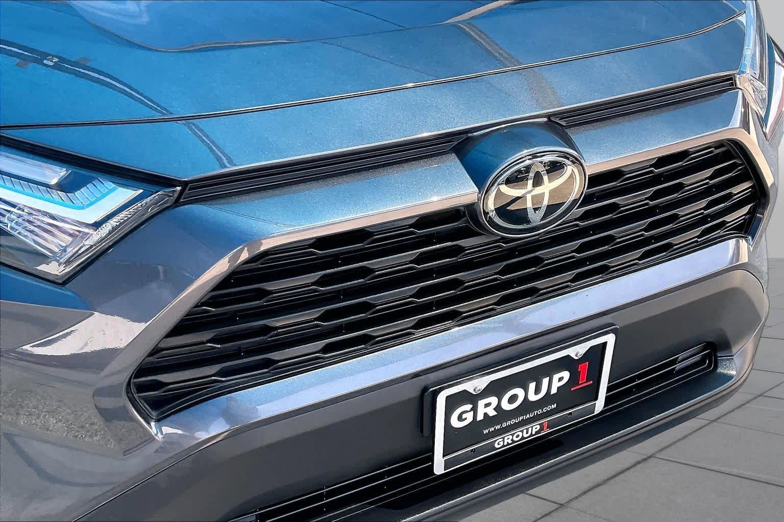 Used 2024 Magnetic Gray Metallic Toyota XLE image 32