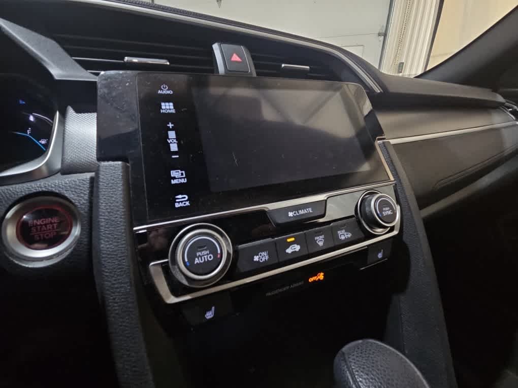 Used 2017 Rallye Red Honda EX-T image 9