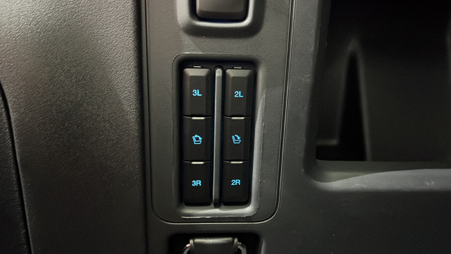 Used 2025 Gray Metallic Ford Tremor image 30