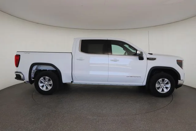 Used 2023 White GMC SLE image 25