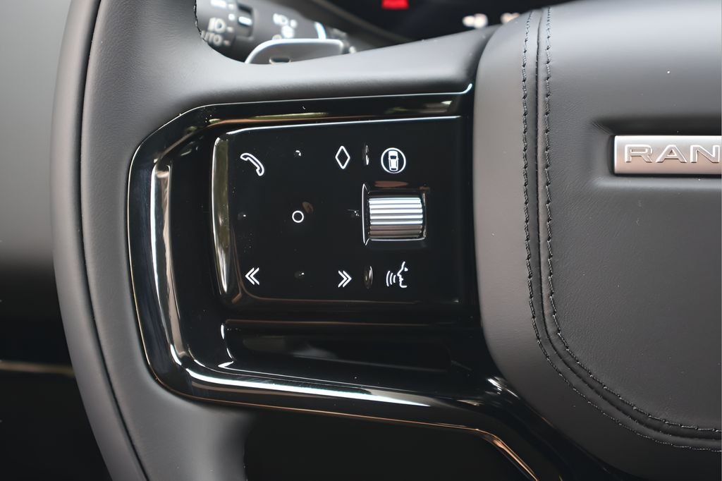 New 2026 Carpathian Grey Land Rover Dynamic SE image 20