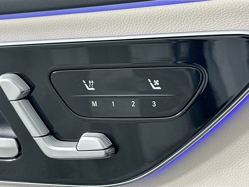 New 2026 MANUFAKTUR Moonlight White Metallic Mercedes-Benz E 350 image 20