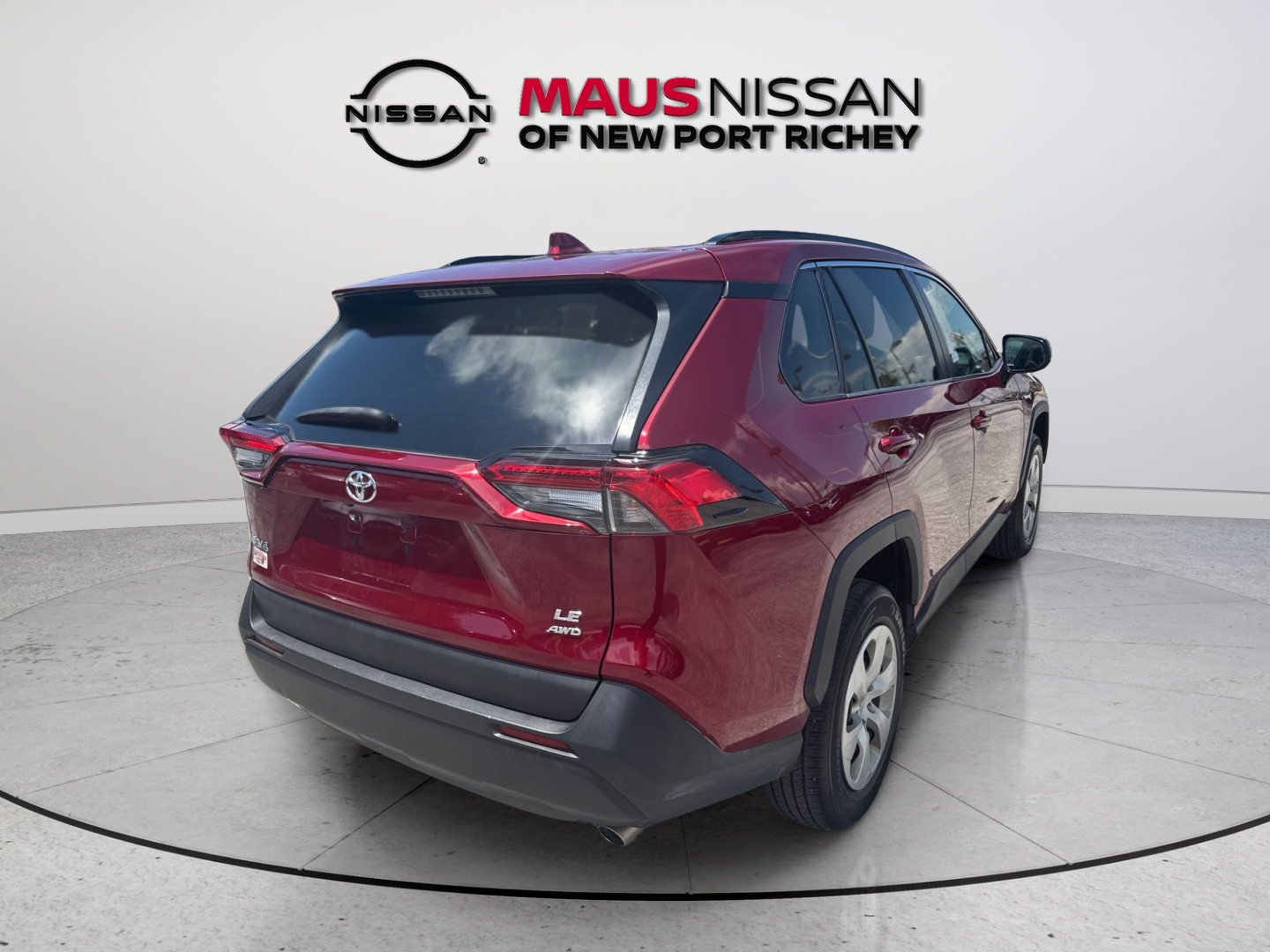 Used 2021 Red Toyota LE image 12