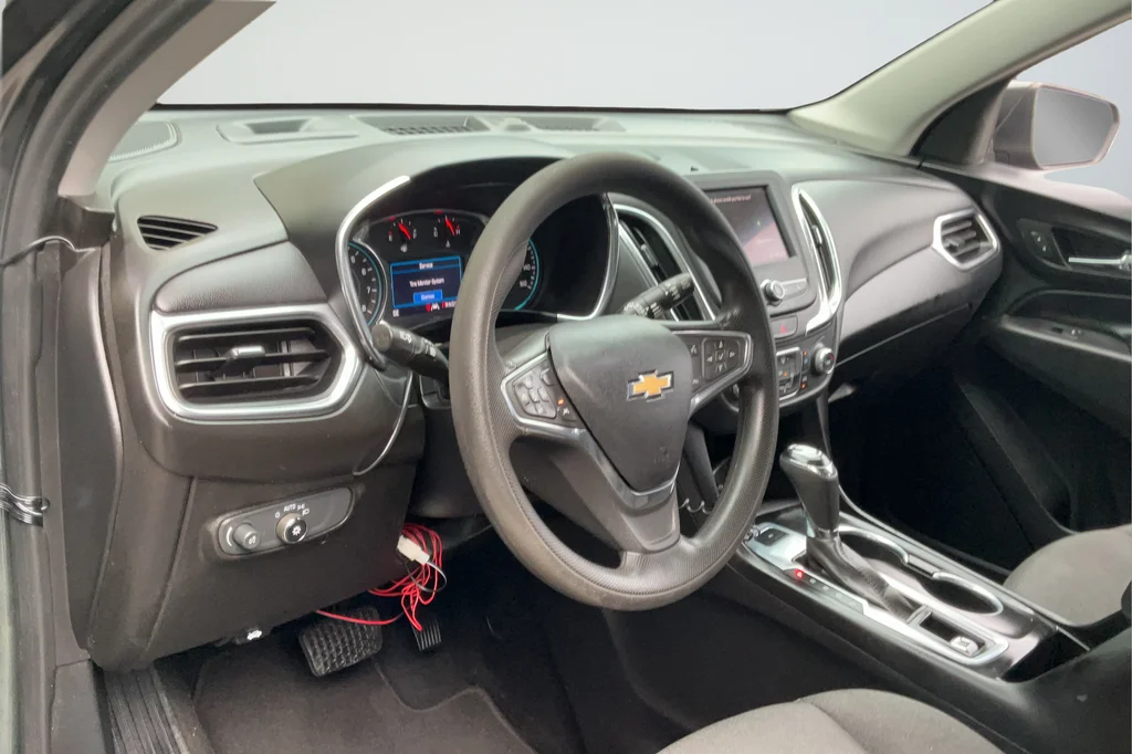 Used 2020 Gray Chevrolet LT image 24