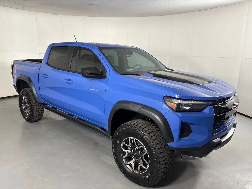 New 2026 Reef Blue Metallic Chevrolet ZR2 image 2