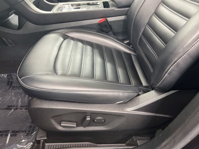 Used 2022 Agate Black Metallic Ford SEL image 14