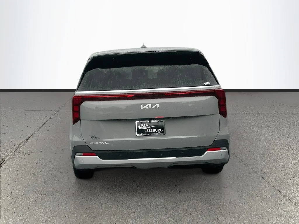 New 2027 Ceramic Silver Kia LXS image 6