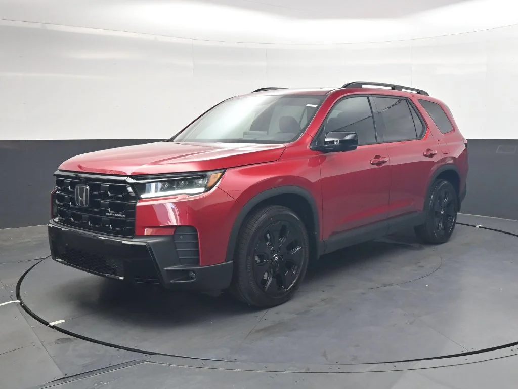 New 2026 Radiant Red Metallic II Honda Black Edition image 8