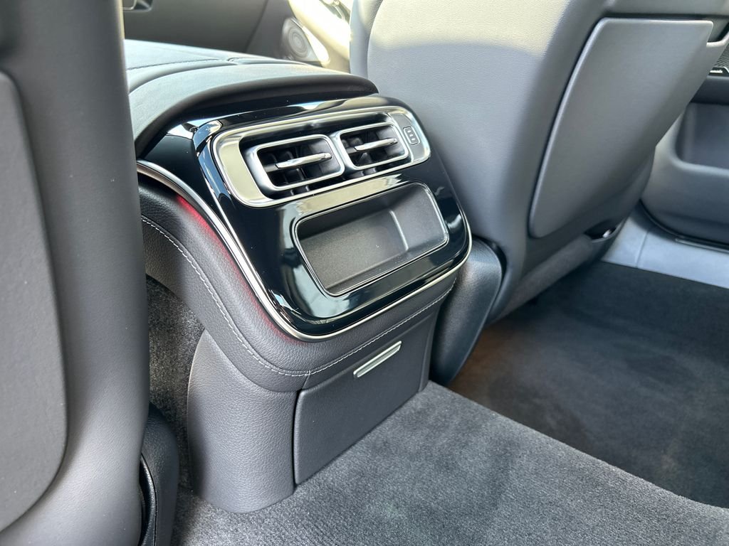 New 2026 Black Mercedes-Benz S580 image 25