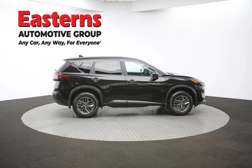 Used 2023 Black Nissan S image 43