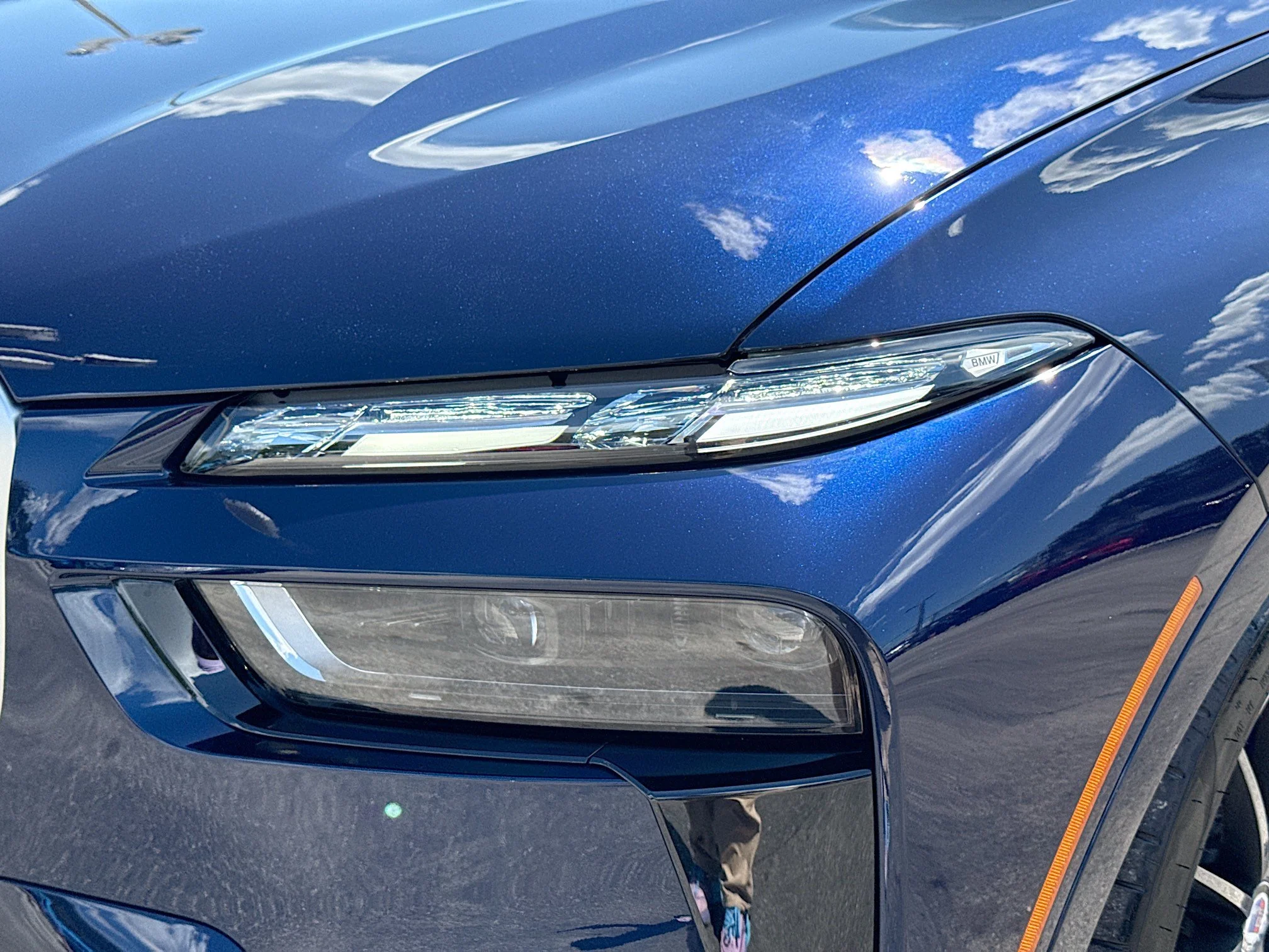 New 2026 Tanzanite Blue II Metallic BMW ALPINA XB7 image 9