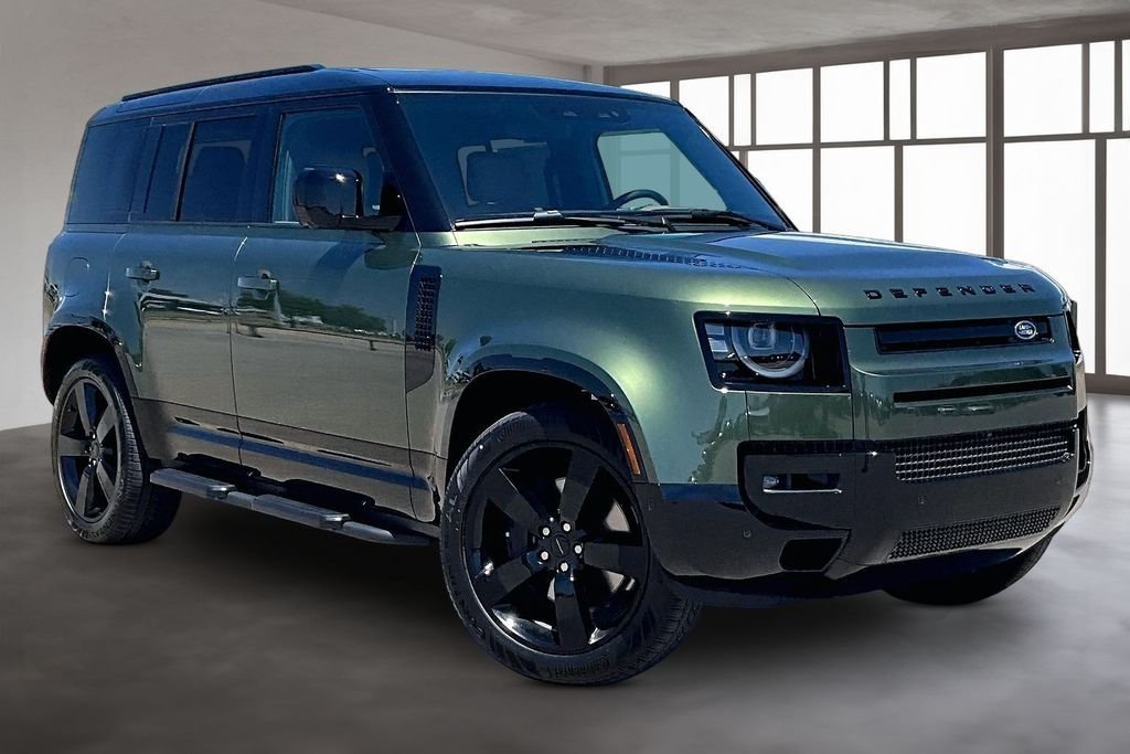 New 2026 Woolstone Green LAND ROVER X-Dynamic SE image 2