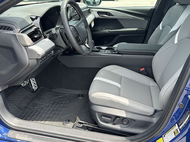 New 2026 Reservoir Blue Toyota SE image 17