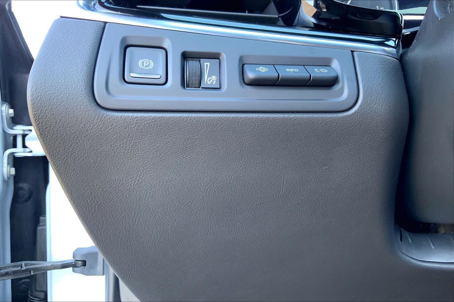 Used 2025 Crystal White Tricoat Cadillac AWD Sport image 33