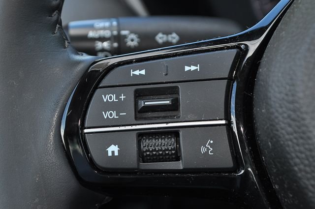 Used 2024  Honda EX-L image 30