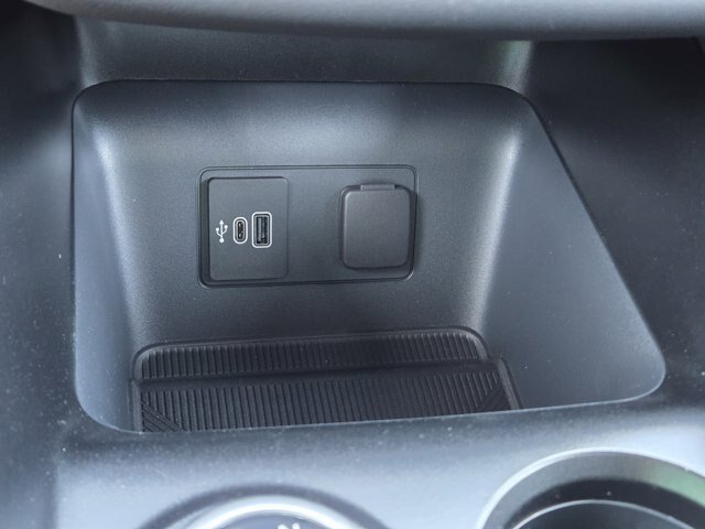 New 2026 Carbonized Gray Metallic Ford ST-Line image 31