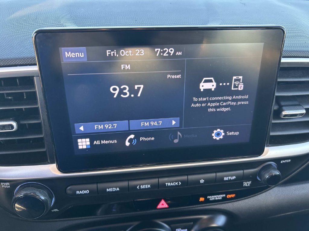 Used 2022 Green Hyundai SEL image 30