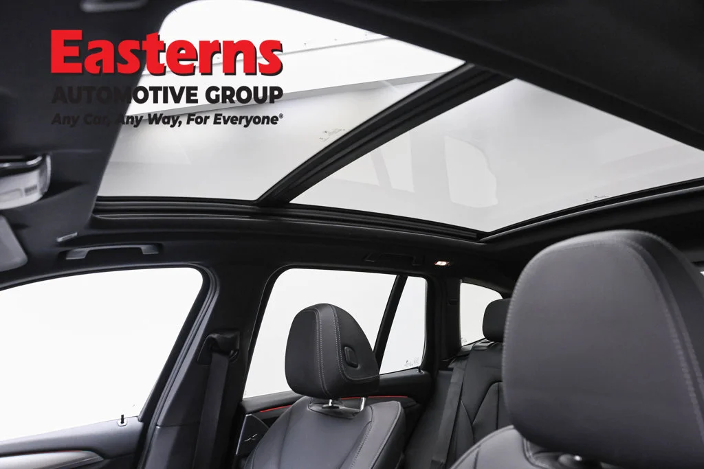Used 2024 Black BMW xDrive30i image 37