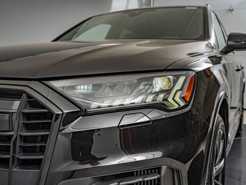 Used 2023 Mythos Black Metallic Audi 55 Premium Plus image 13