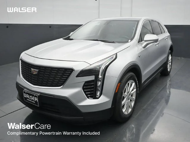 Used 2019 Radiant Silver Metallic Cadillac Luxury image 1