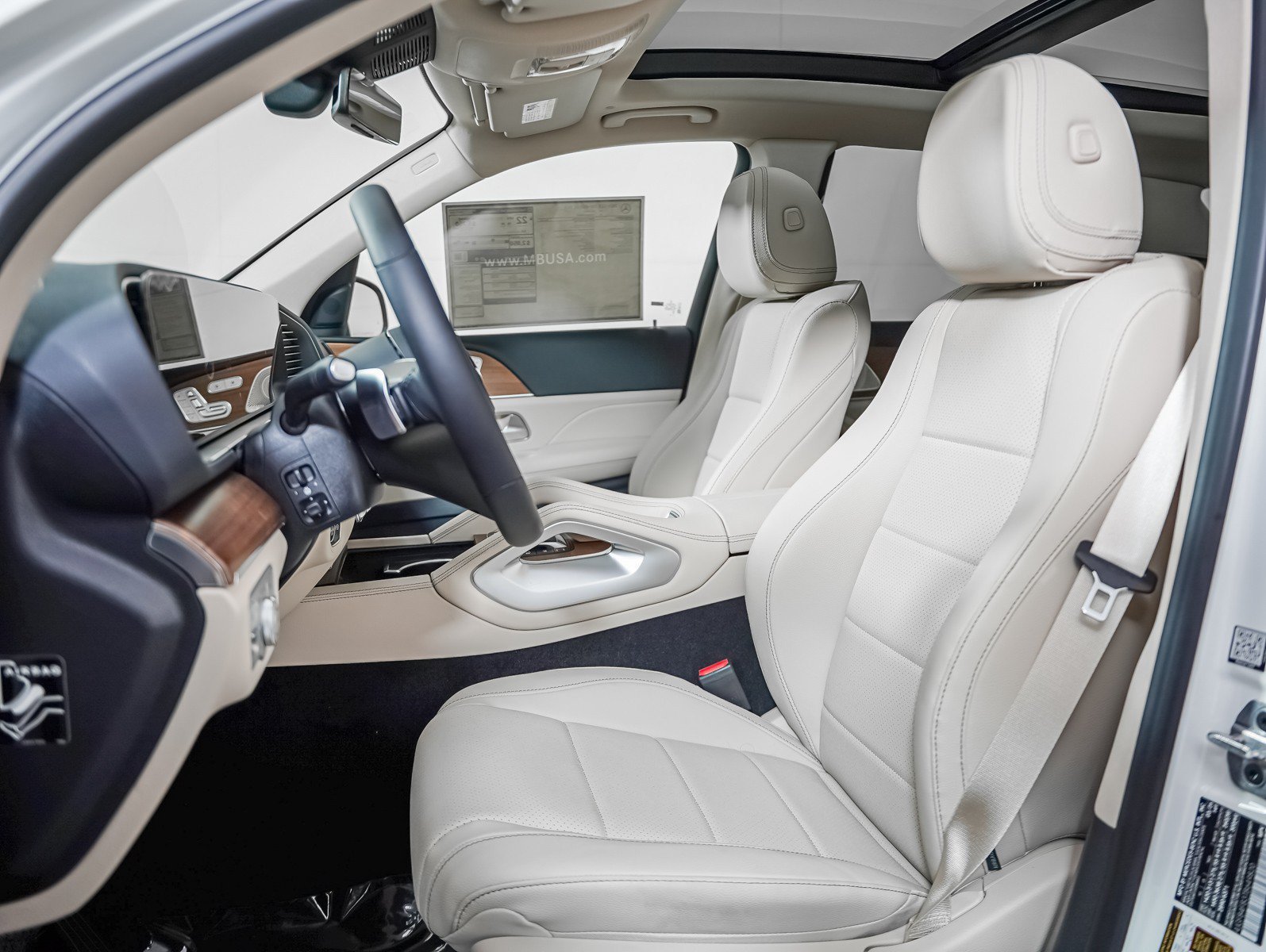 New 2026 Polar White Mercedes-Benz GLE 350 image 11