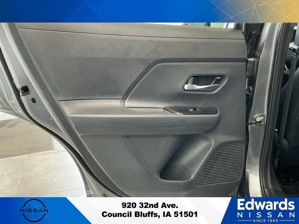 Used 2026 Gray Nissan SR image 10