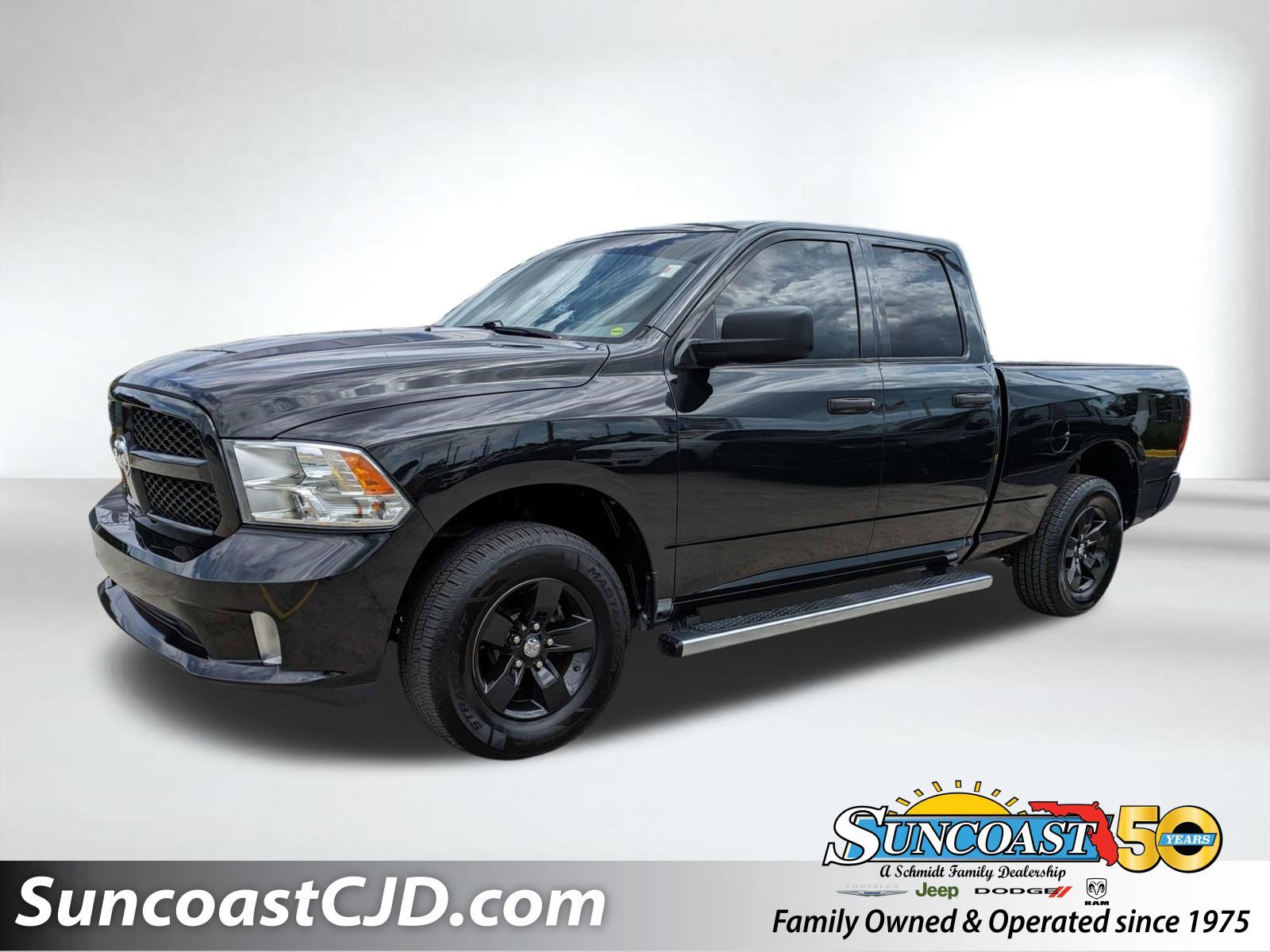 2018 RAM 1500 Express 4x4 Quad Cab 6'4's photo
