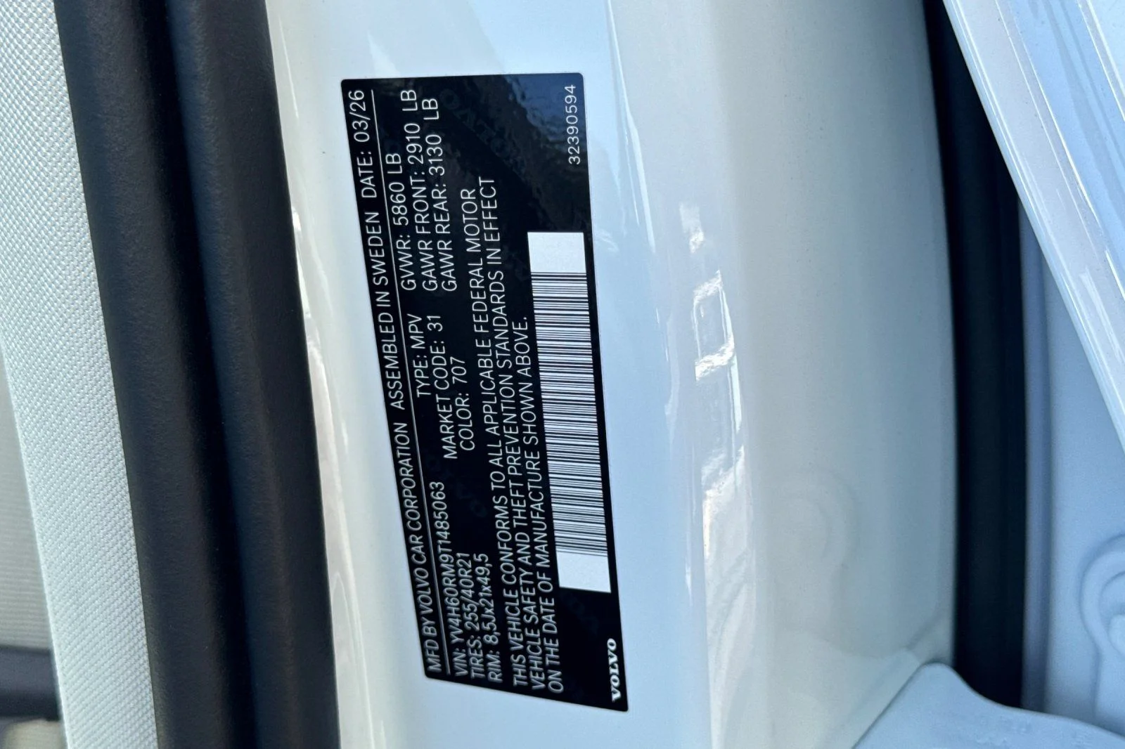 New 2026 Crystal White Volvo T8 Ultra image 29