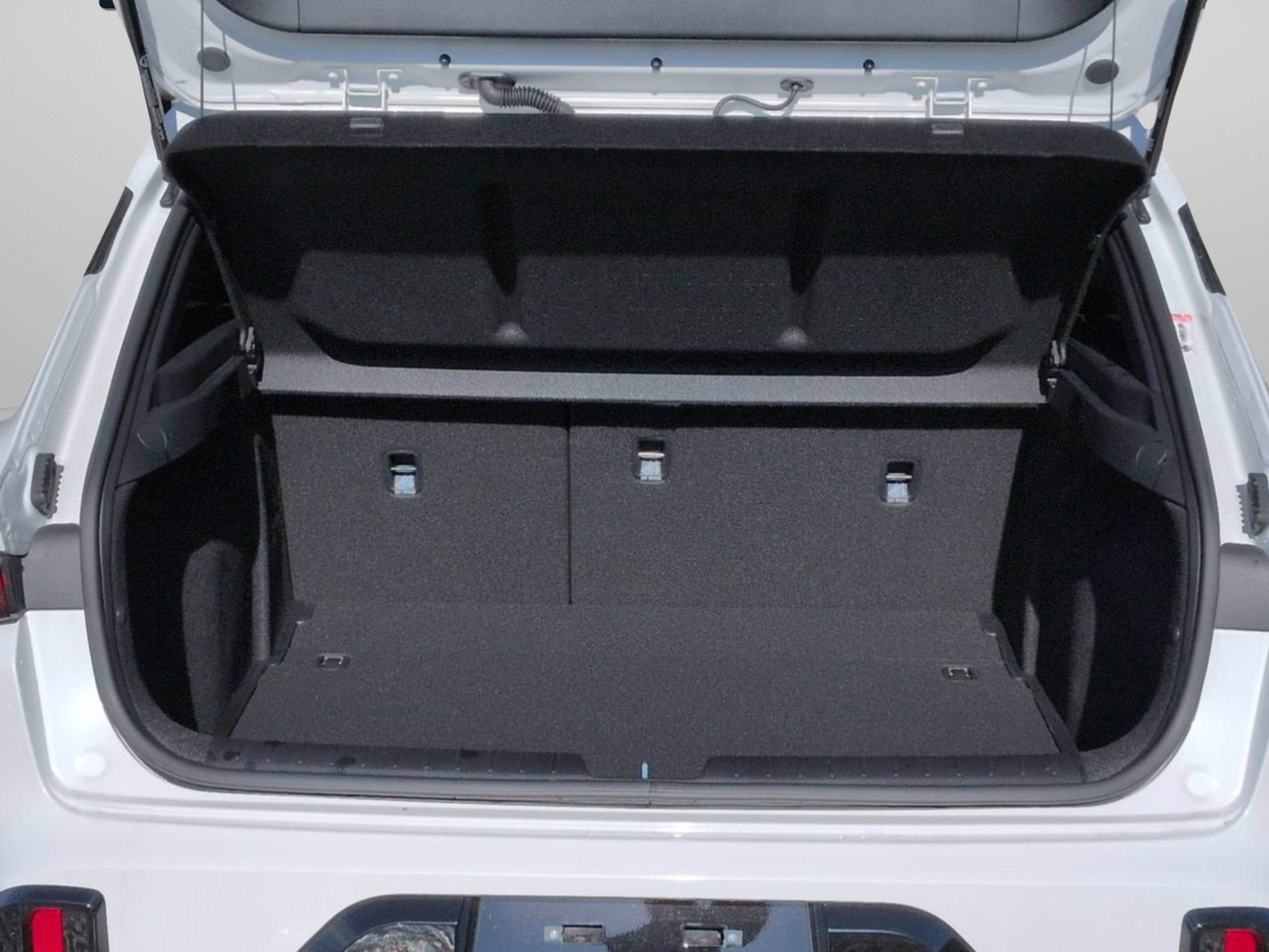 New 2026 Snow White Pearl Kia GT-Line image 40