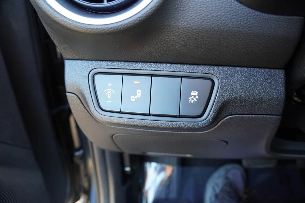 Used 2023 Gravity Gray Kia LXS image 21