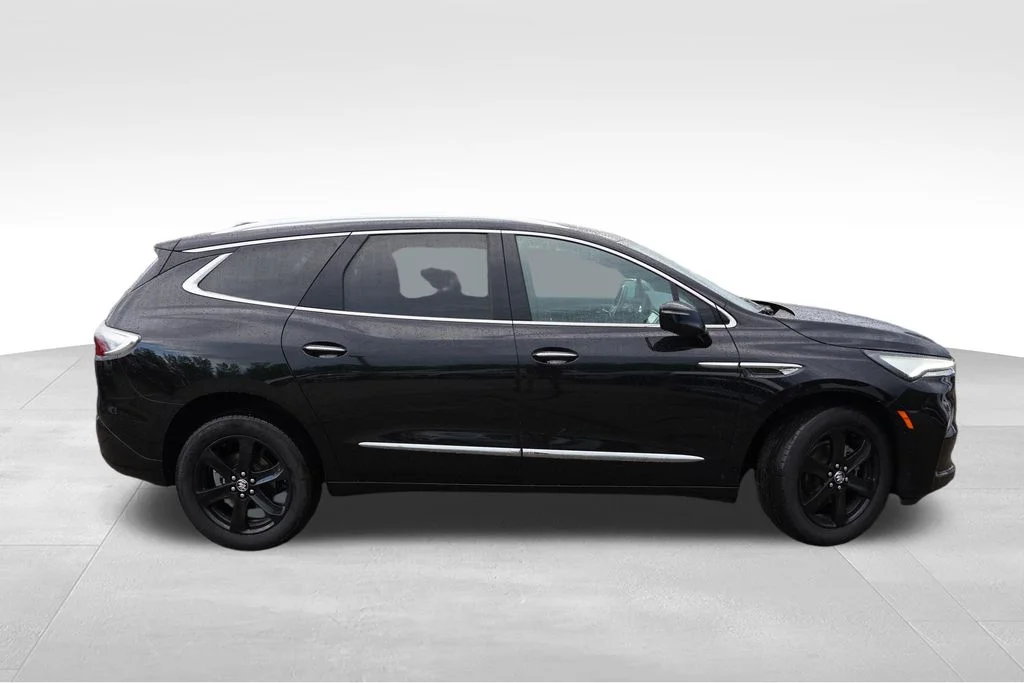 Used 2024 Ebony Twilight Metallic Buick Essence image 2