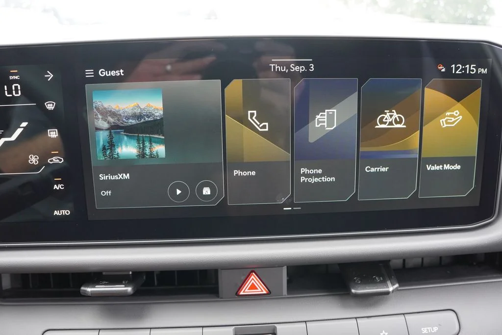 New 2027 Snow White Pearl Kia X-Line S image 17