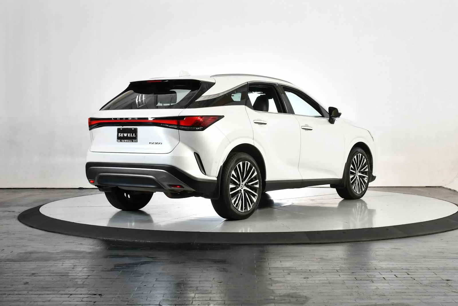 Used 2024 Eminent White Pearl Lexus Premium Plus image 7