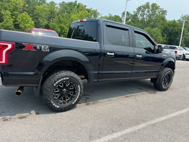 Used 2017 Shadow Black Ford XLT image 11
