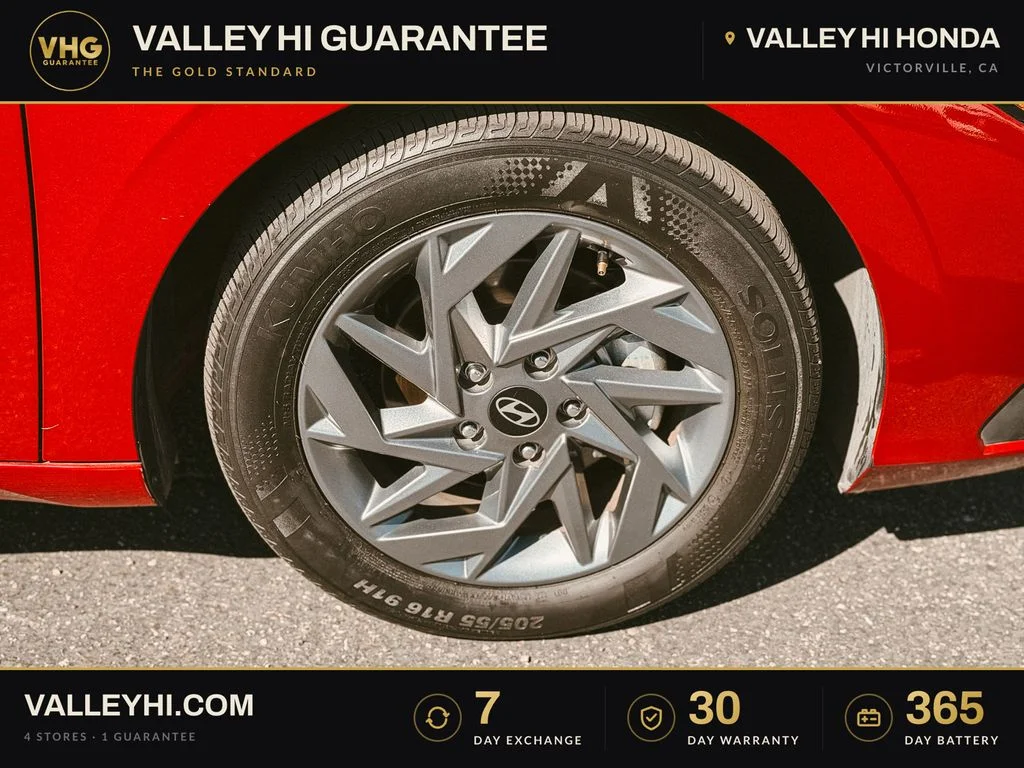 Used 2024 Red Hyundai SEL image 11