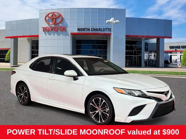 2020 Toyota Camry SE