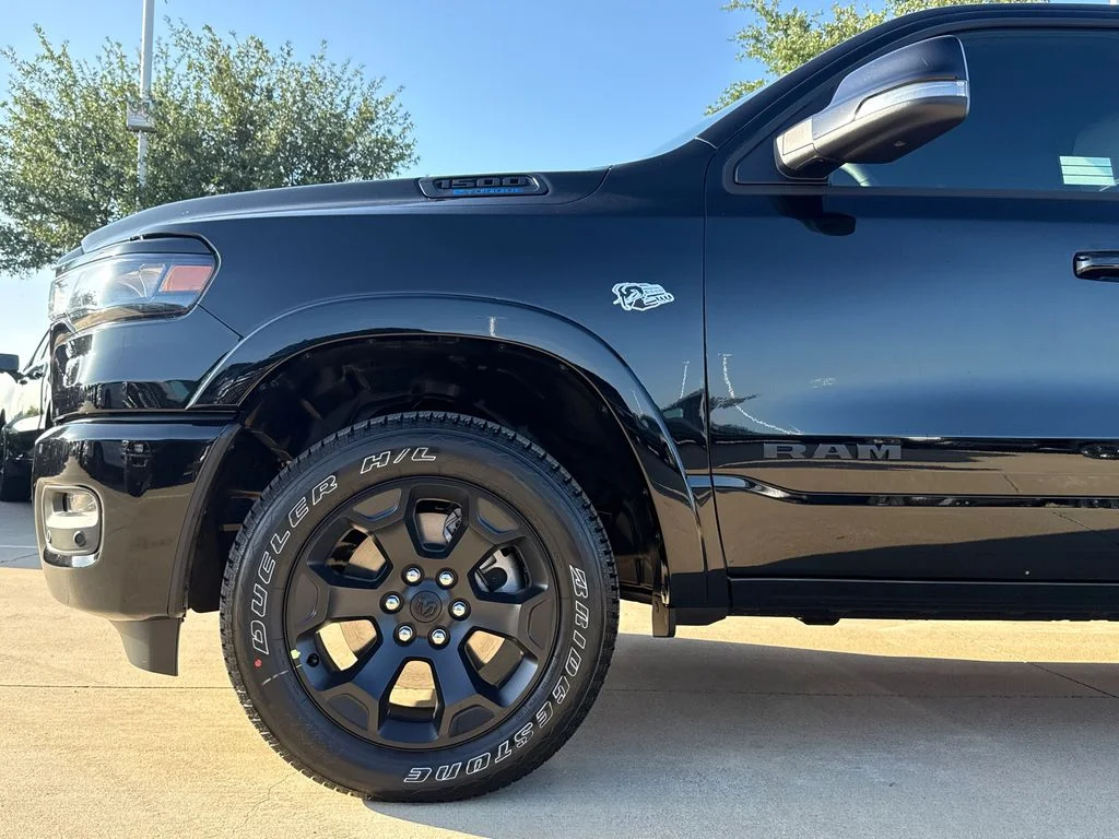 New 2026 Diamond Black Crystal Pearlcoat RAM Big Horn/Lone Star image 5