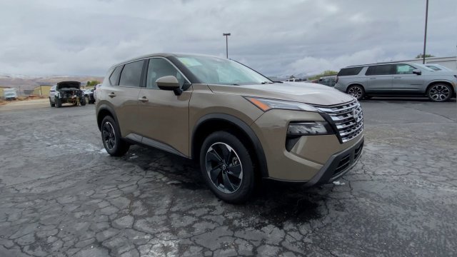 Used 2025 Nissan Rogue SV with VIN 5N1BT3BB6SC778008 for sale in Elko, NV