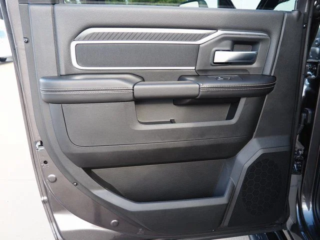 2026 RAM 3500 Big Horn - Photo 43