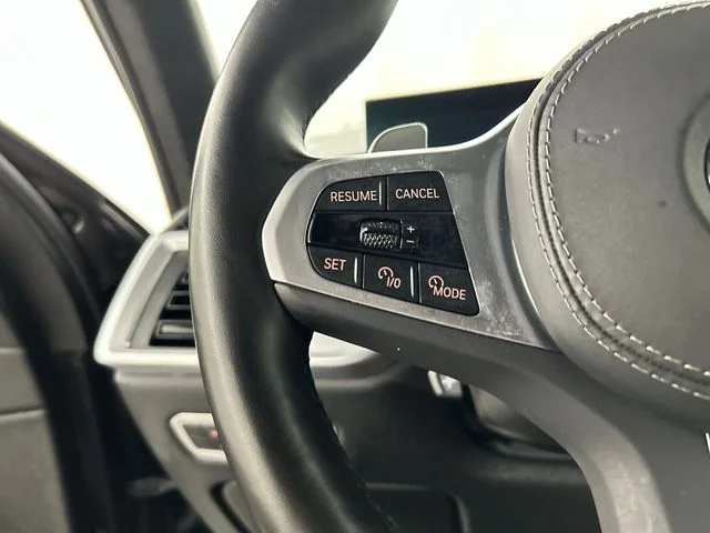 Used 2023 Black BMW xDrive40i image 11