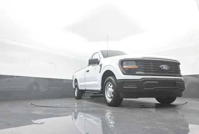 New 2026 Oxford White Ford XL image 31