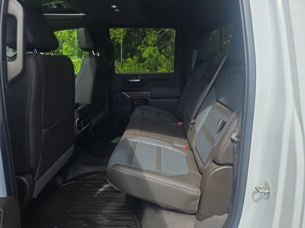 Used 2022 SUMMIT WHITE GMC Denali image 29