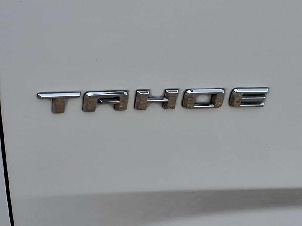 Used 2023 Iridescent Pearl Tricoat Chevrolet Premier image 10