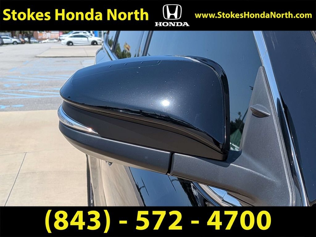 Used 2019 Black Toyota XLE image 14