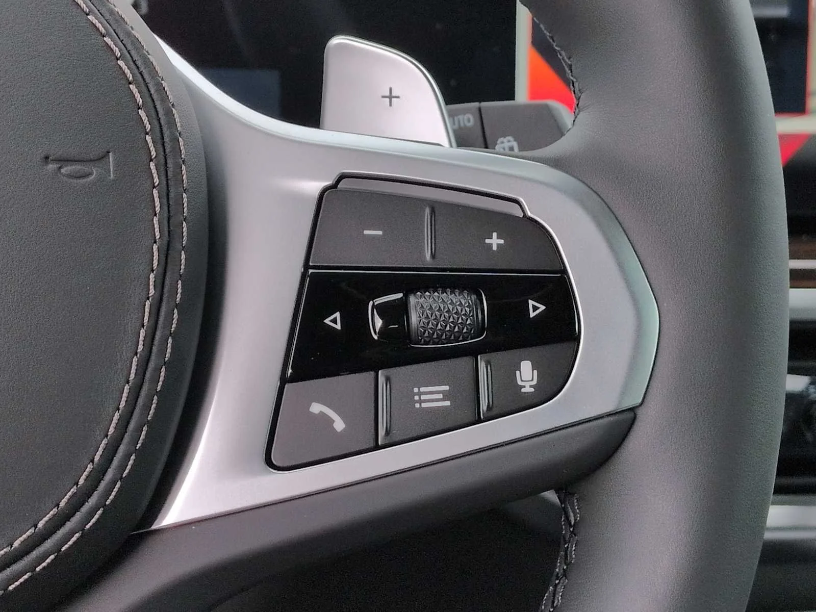 New 2026 Skyscraper Grey Metallic BMW xDrive50e image 26