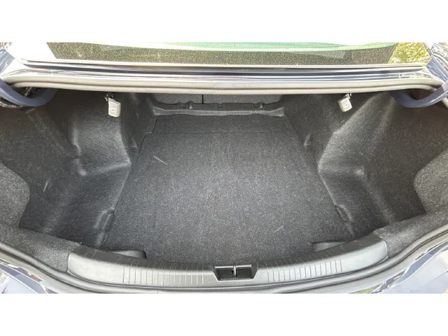 Used 2025 Black Chevrolet LT image 33