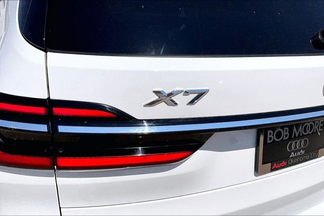 Used 2023 White BMW xDrive40i image 34