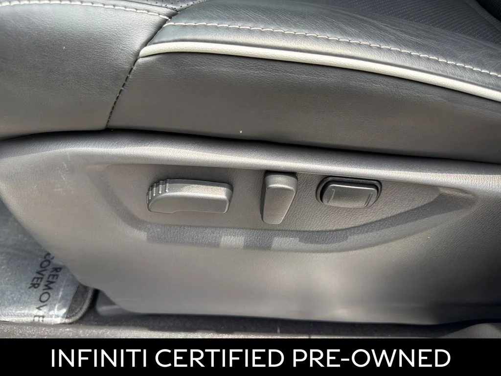 Certified Used 2023 Moonstone White INFINITI Premium Select image 32